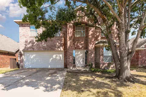 4428 Stepping Stone Dr, Fort Worth, TX 76123