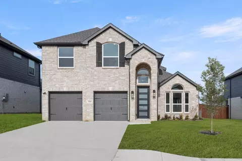 3703 Ironwood St, Midlothian, TX 76065