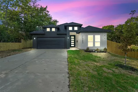 2443 Naoma St, Dallas, TX 75241