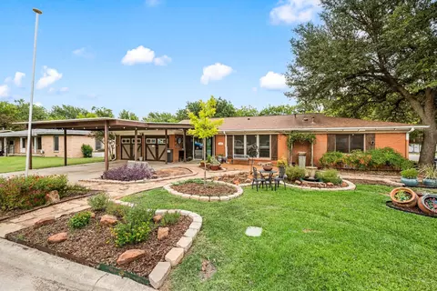 3800 Labadie Dr, Richland Hills, TX 76118