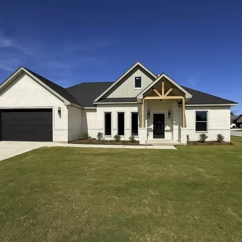 2307 Briarwood, Bridgeport, TX 76426