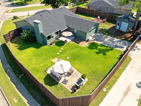 3700 Cemetery Hill Rd, Carrollton, TX 75007