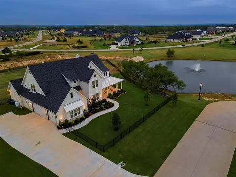 3205 Windcrest Dr, Northlake, TX 76226