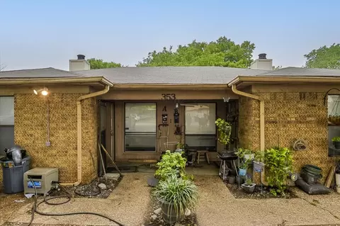 353 N Field St, Burleson, TX 76028