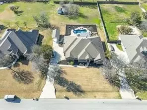 250 Parker Oaks Ln, Hudson Oaks, TX 76087