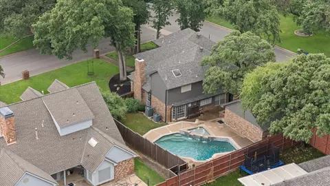 3530 Quail Crest St, Grapevine, TX 76051