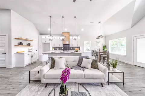 1117 W End, Terrell, TX 75160