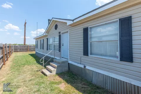 2966 Sunlake Dr, Abilene, TX 79601