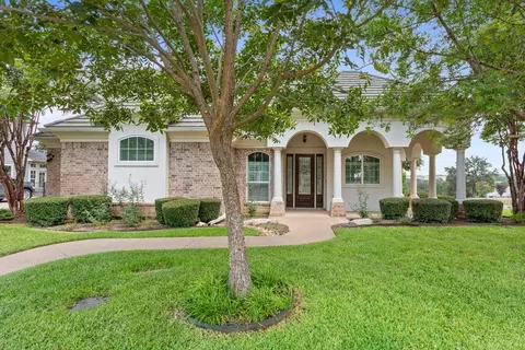 17002 Stonebriar Rd, Woodway, TX 76712