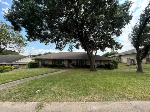 604 The Meadows Pkwy, Desoto, TX 75115