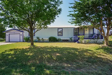 2215 San Saba Ct, Granbury, TX 76048
