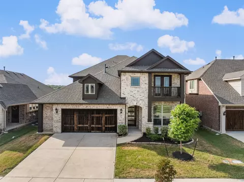 2744 Richard St, Burleson, TX 76028