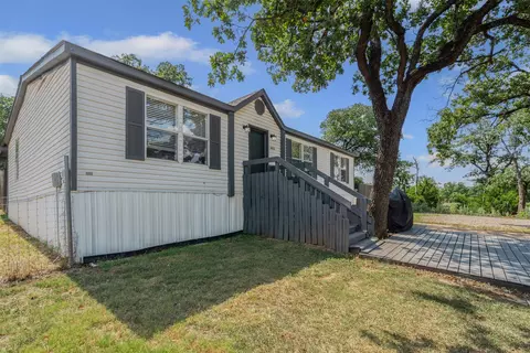 6933 Shady Hills Ln, Burleson, TX 76028
