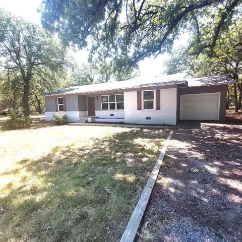 628 Polly Ave, Azle, TX 76020