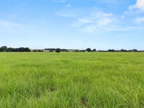 26 Acres 5300 Hackberry Rd, Holland, TX 76534