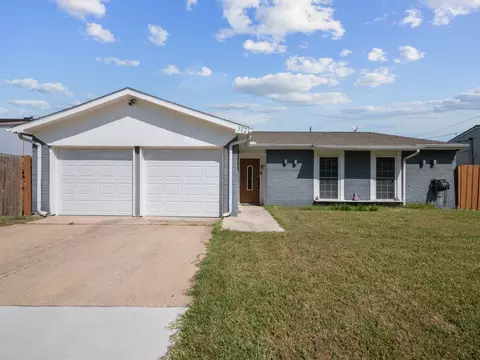 502 Buena Dr, Grand Prairie, TX 75052
