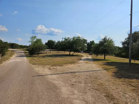 305 County Road 1213, Kopperl, TX 76652 photo 6