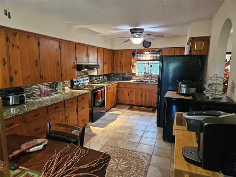305 County Road 1213, Kopperl, TX 76652 photo 28