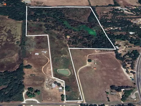 1917 Wildcat Cir, Gholson, TX 76705