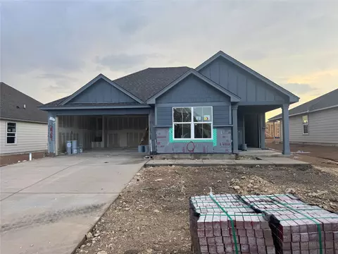 2909 Taddy Rd, Lorena, TX 76655
