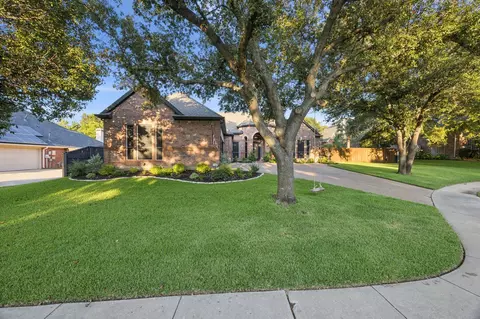 705 Shannon Ct, Keller, TX 76248