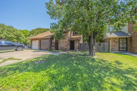 2604 San Sabastian Cir, Grand Prairie, TX 75052