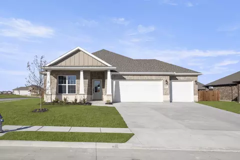 218 Briarwood Dr, Nevada, TX 75173