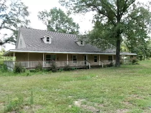 677 Silver Spur Ln, Grand Cane, LA 71032