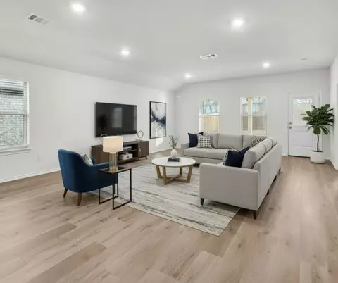 2232 Lattimore St, Denton, TX 76209
