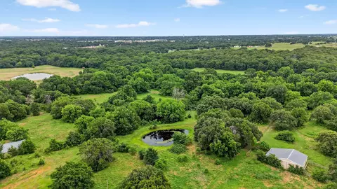 873 Anderson Rd, Whitesboro, TX 76273