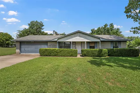 704 E Moonlight Dr, Robinson, TX 76706