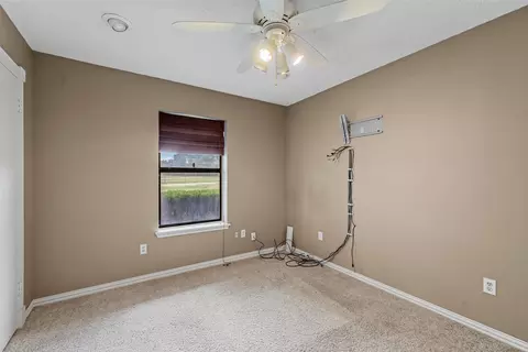 Bedroom - 704 E Moonlight Dr, Robinson, TX 76706 photo 1 of 3