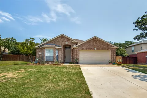 3213 Como Lake Rd, Denton, TX 76210