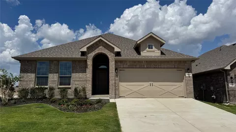 15112 Green Bluff Dr, Hudson Oaks, TX 76087