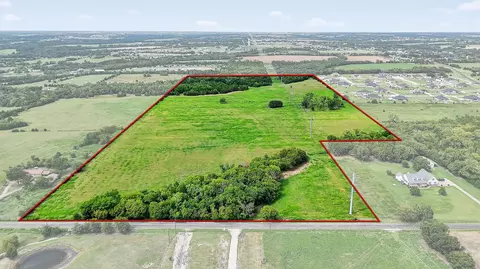 63 Ac County Road 218, Van Alstyne, TX 75495