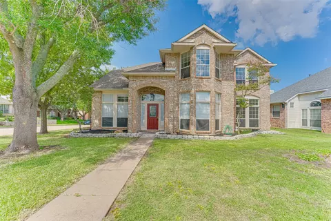 5025 Lake Vista Dr, The Colony, TX 75056
