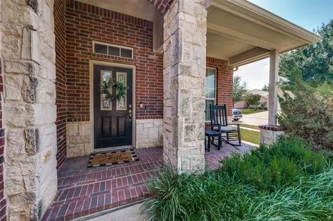 2300 Clairborne Dr, Fort Worth, TX 76177