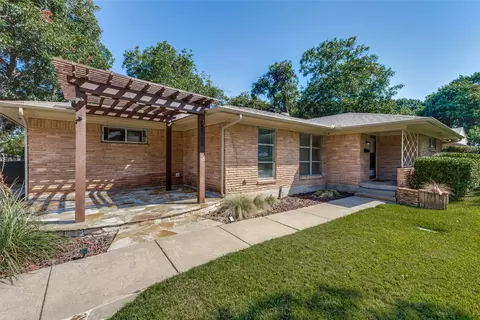 2733 Whitewood Dr, Dallas, TX 75233