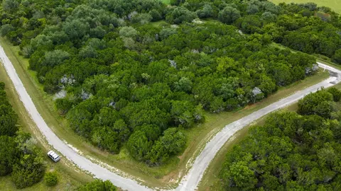 30041 Greenhill Dr, Whitney, TX 76692