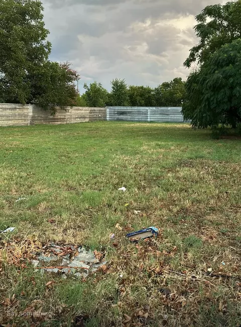 5312 Anderson St, Fort Worth, TX 76105