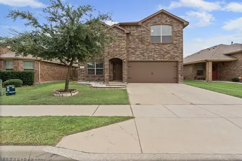 6377 Skipper Ln, Fort Worth, TX 76179
