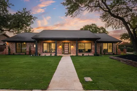 1302 Woodvine Dr, Euless, TX 76040