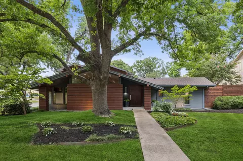 9705 Estate Ln, Dallas, TX 75238