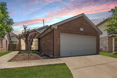 3028 Thicket Bend Ct, Fort Worth, TX 76244