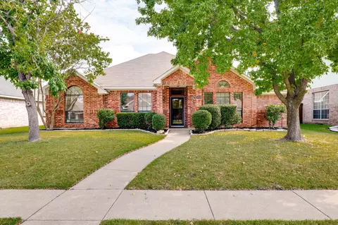 6918 Buckhorn Dr, Rowlett, TX 75089