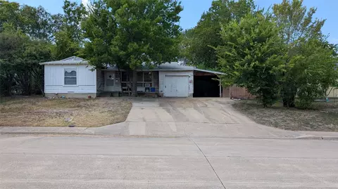 813 Nash St, Rockwall, TX 75087