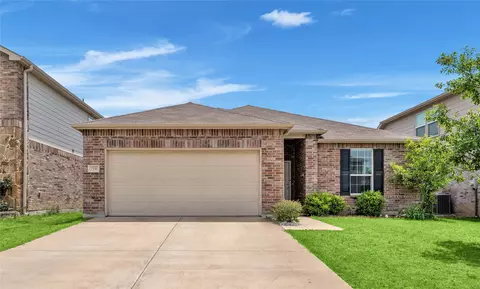 2336 Bermont Red Ln, Fort Worth, TX 76131
