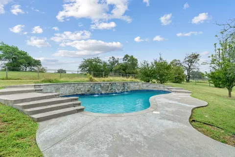 217 Naibara Trl, Weatherford, TX 76088