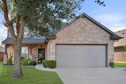 12013 Rowsley Ln, Burleson, TX 76028