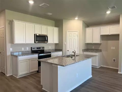 Kitchen - 2717 Cyprian Rd, Lorena, TX 76655 photo 1 of 1